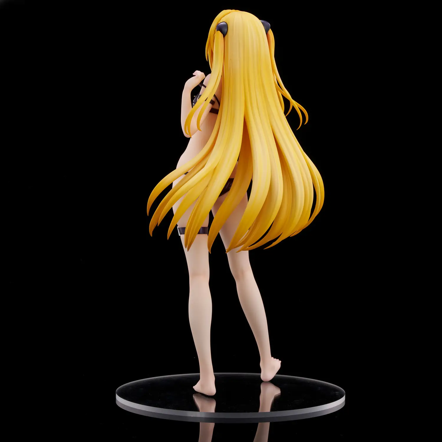 Figurine Golden Darkness Ver. Swimsuit de To LOVEru Darkness par Union Creative